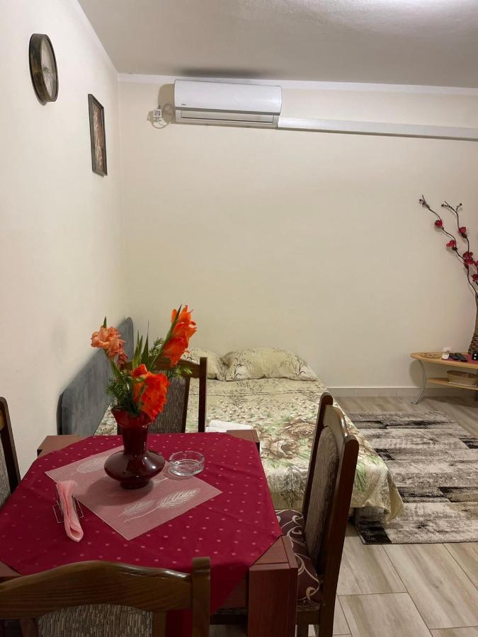 Apartmani Miro Τρέμπινιε Εξωτερικό φωτογραφία