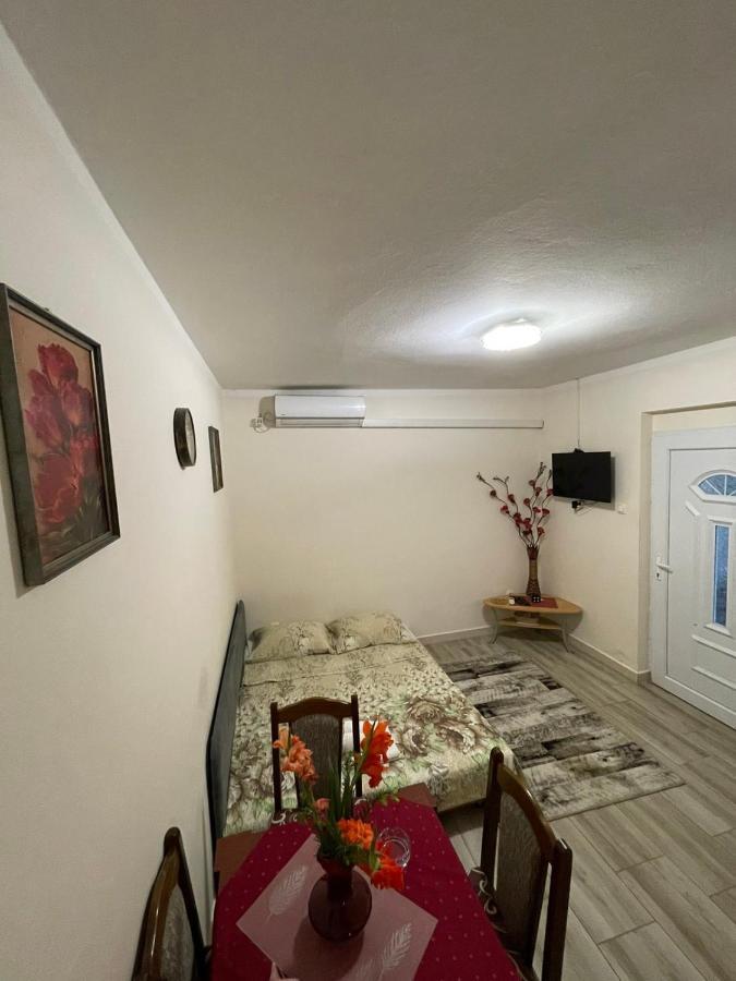 Apartmani Miro Τρέμπινιε Εξωτερικό φωτογραφία