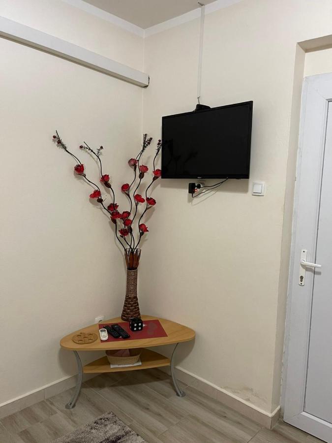 Apartmani Miro Τρέμπινιε Εξωτερικό φωτογραφία