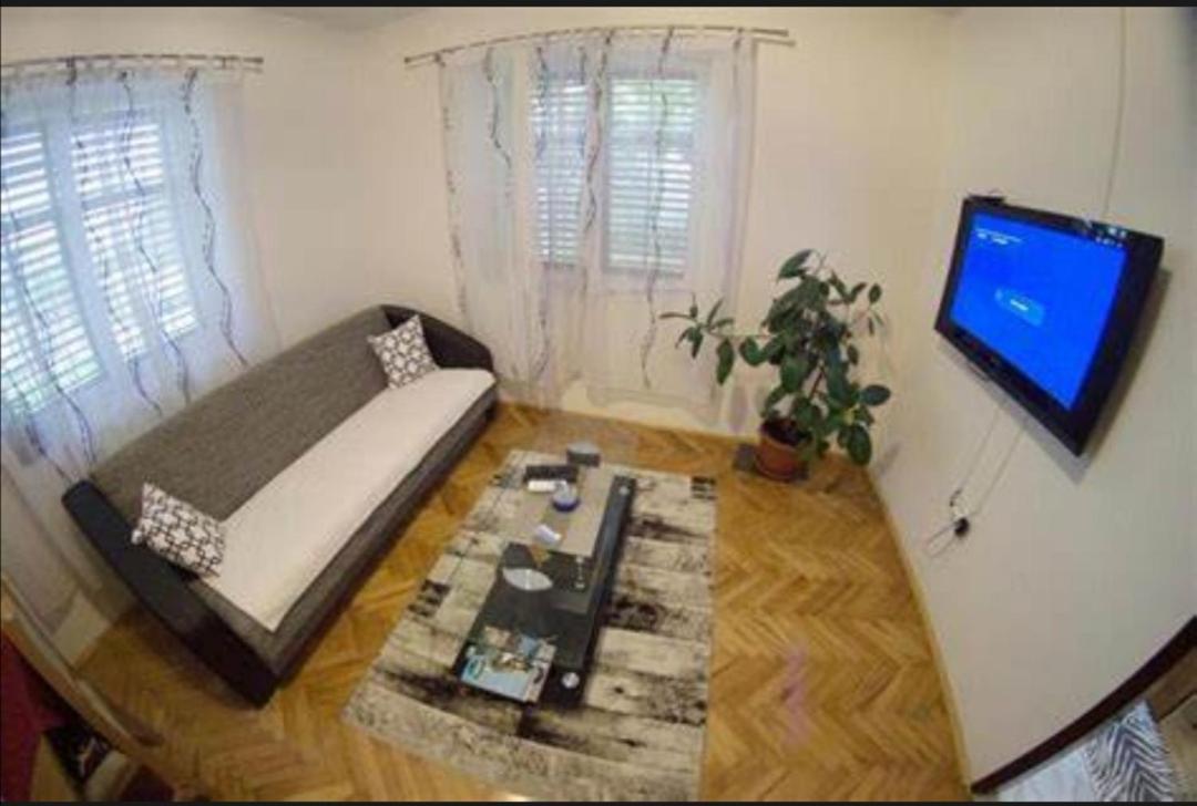 Apartmani Miro Τρέμπινιε Εξωτερικό φωτογραφία